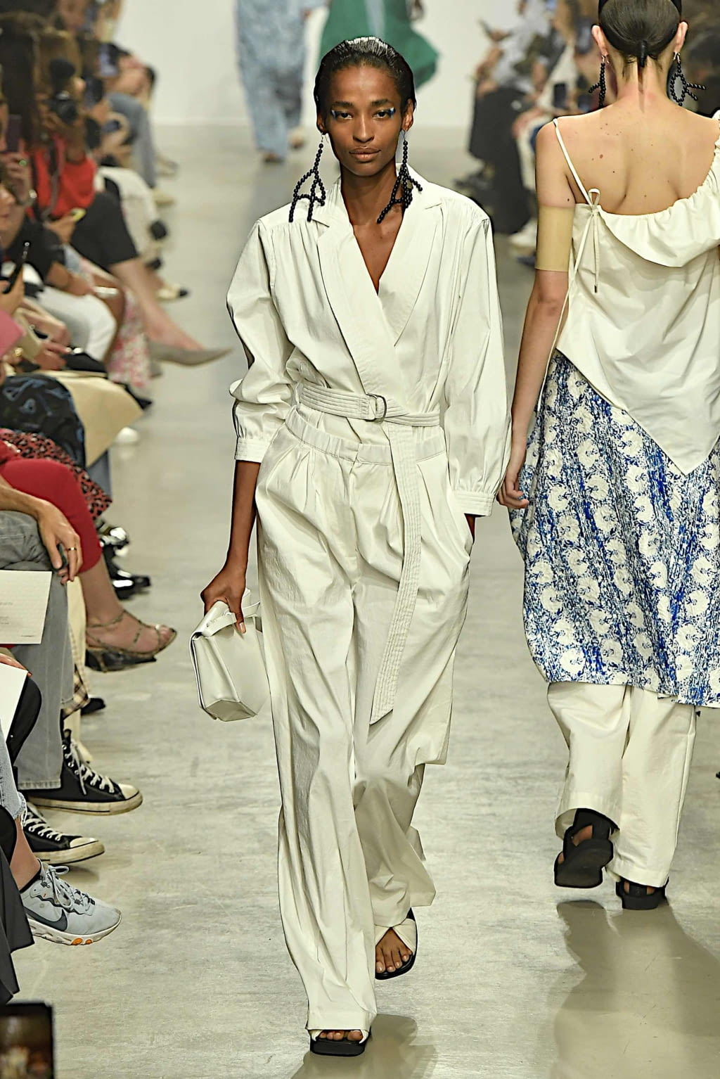 Fashion Week Paris Spring/Summer 2020 look 23 from the Christian Wijnants collection womenswear