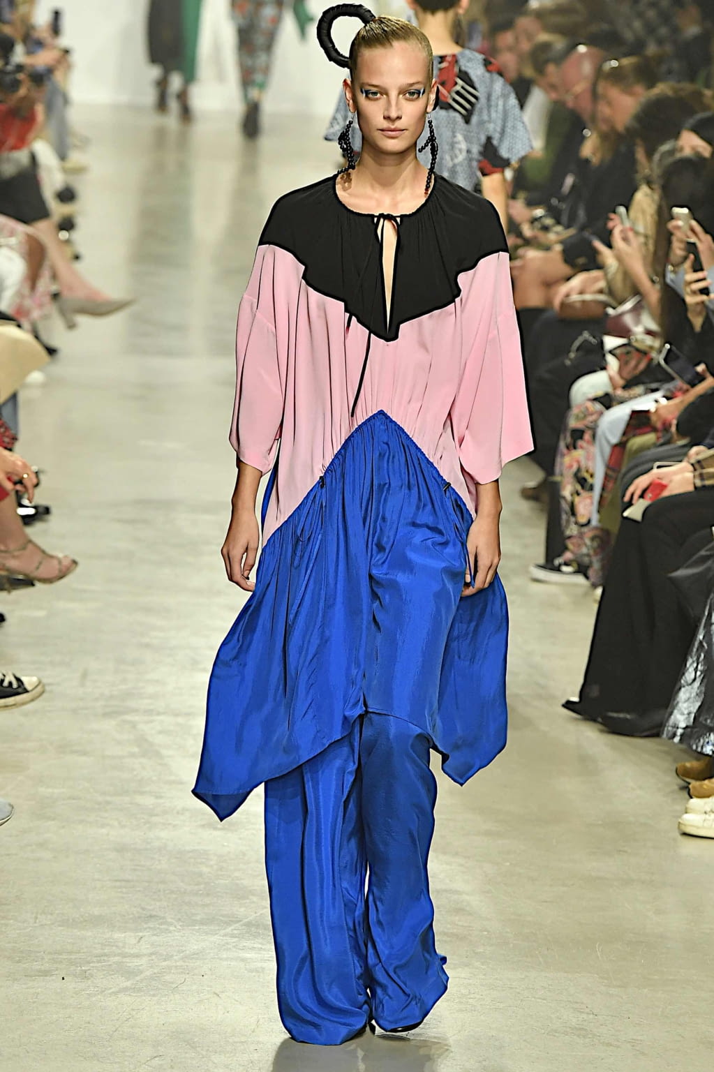 Fashion Week Paris Spring/Summer 2020 look 34 from the Christian Wijnants collection womenswear