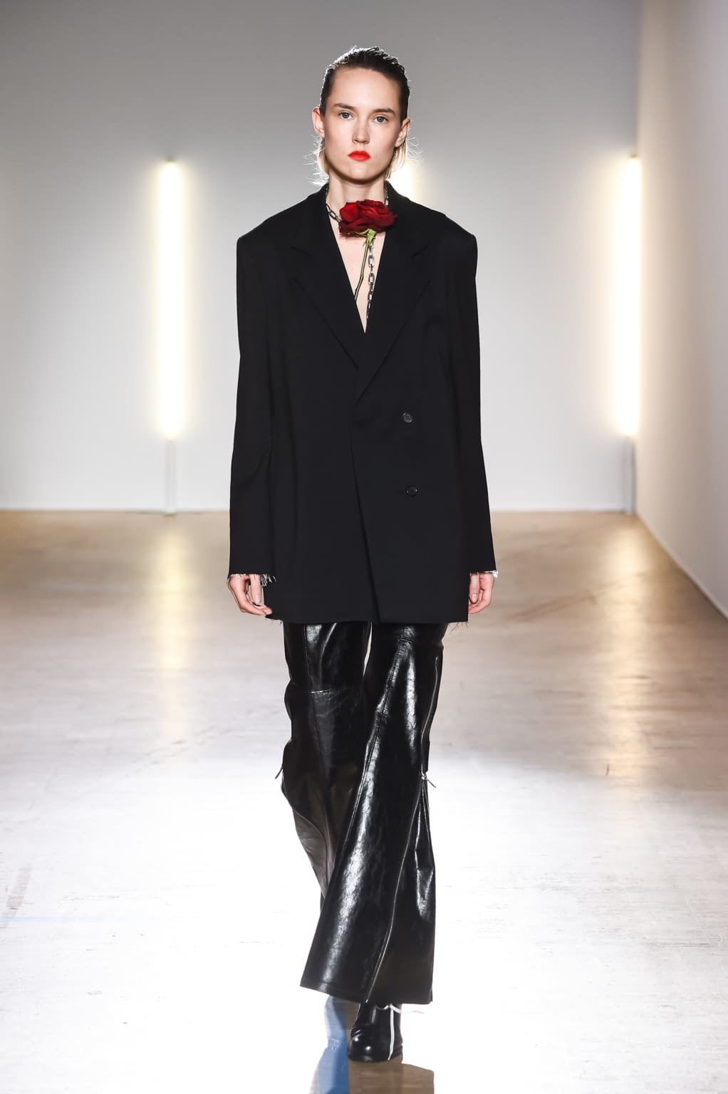 Fashion Week Paris Fall/Winter 2018 look 3 from the Christian Dada collection 男装