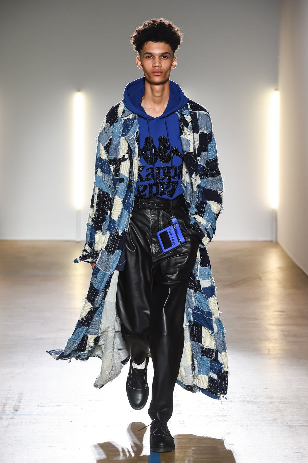 Fashion Week Paris Fall/Winter 2018 look 42 from the Christian Dada collection menswear