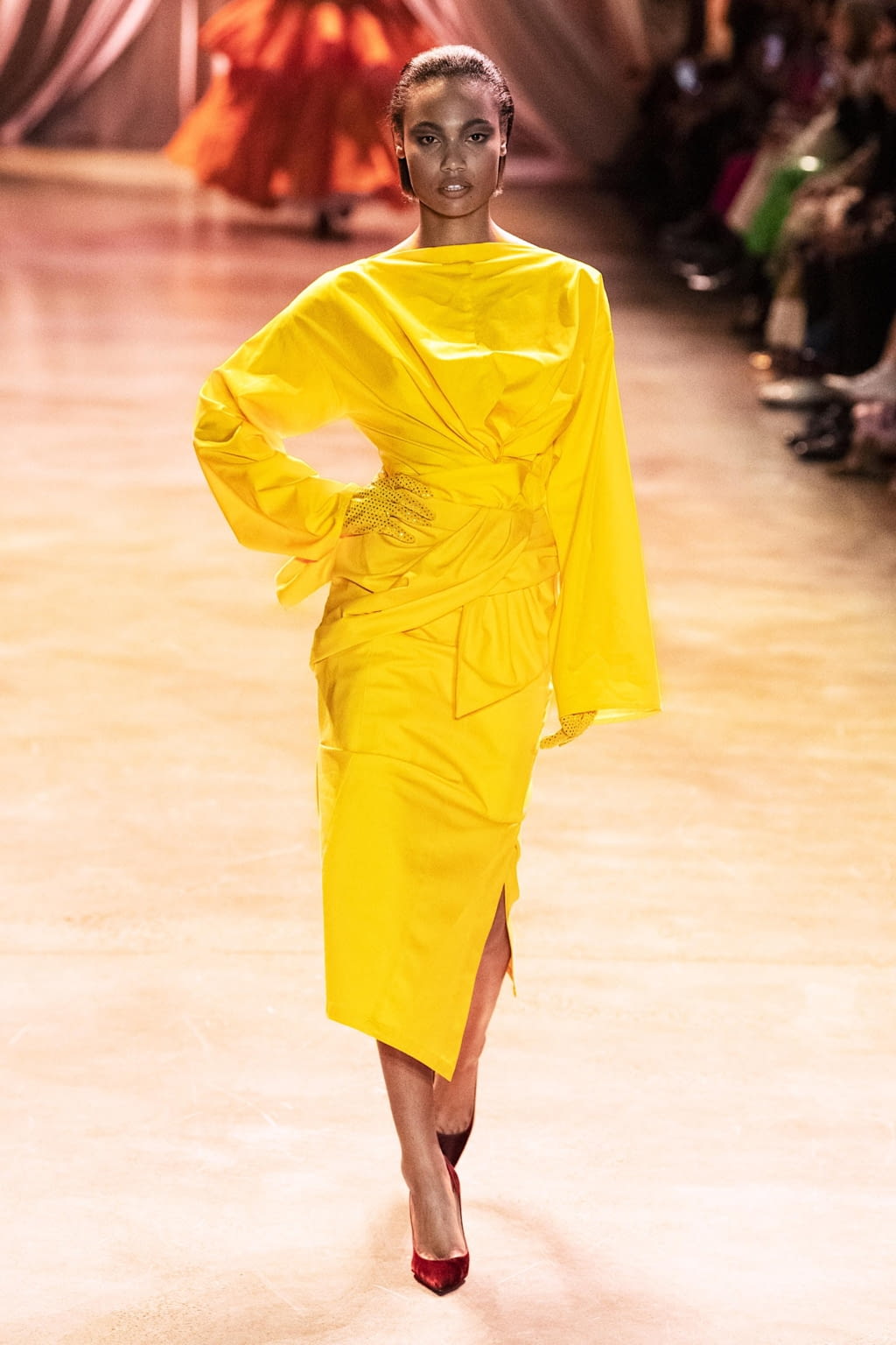 Fashion Week New York Fall/Winter 2020 look 3 de la collection Christopher John Rogers womenswear