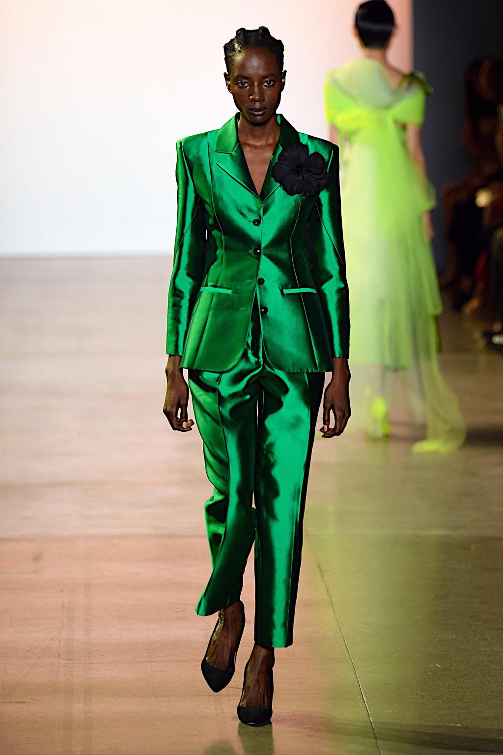 Fashion Week New York Spring/Summer 2020 look 3 from the Christopher John Rogers collection 女装