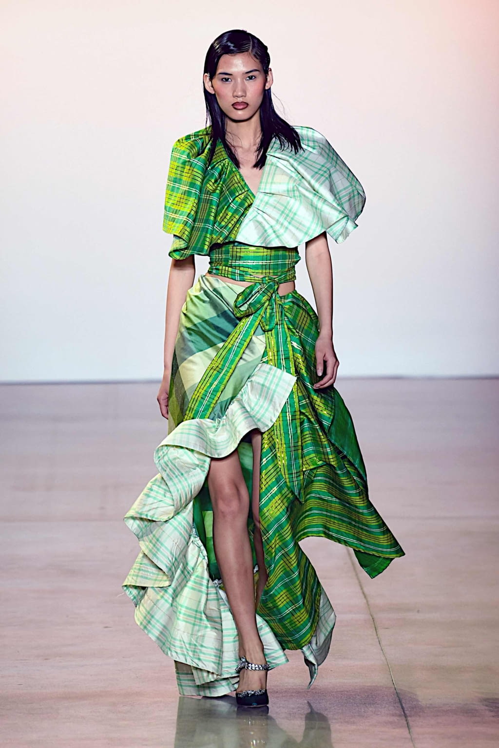 Fashion Week New York Spring/Summer 2020 look 7 from the Christopher John Rogers collection 女装