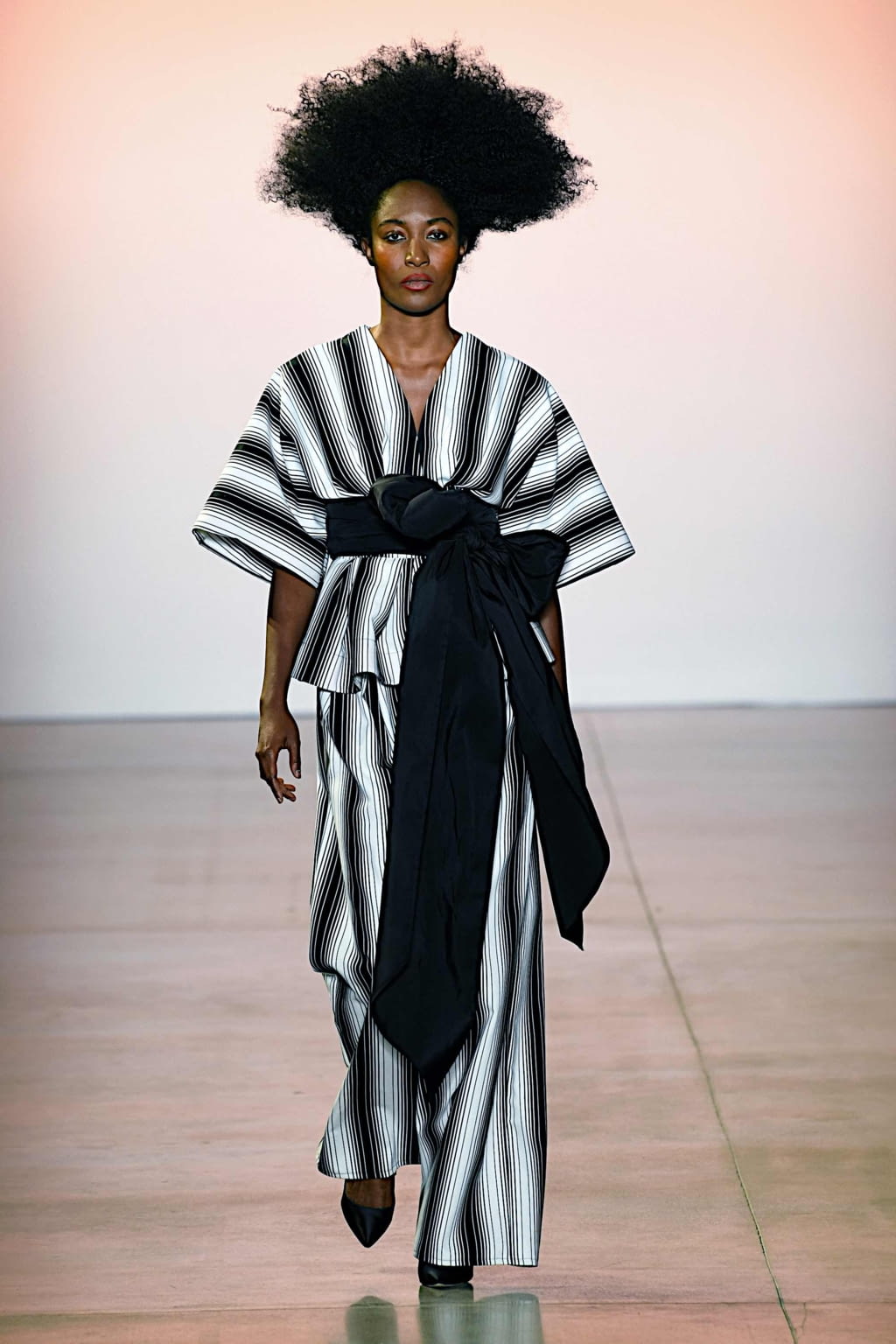 Fashion Week New York Spring/Summer 2020 look 13 from the Christopher John Rogers collection womenswear