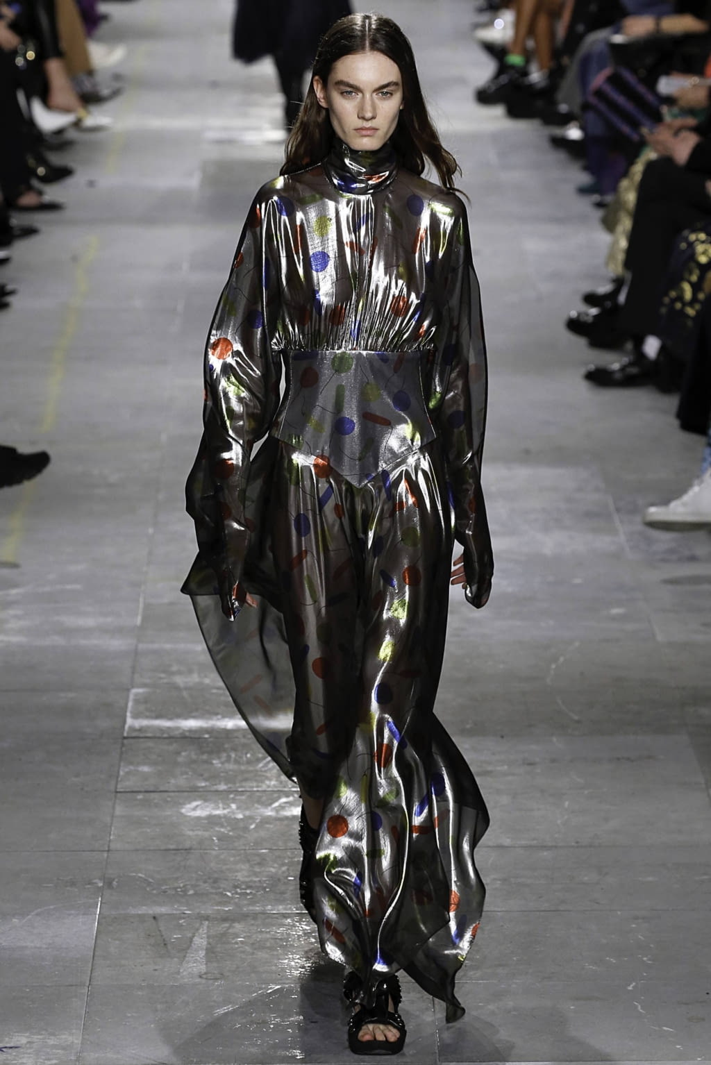 Fashion Week London Fall/Winter 2019 look 42 from the Christopher Kane collection 女装