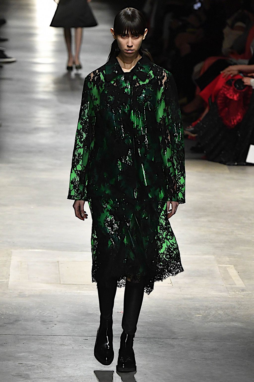 Fashion Week London Fall/Winter 2020 look 16 from the Christopher Kane collection womenswear