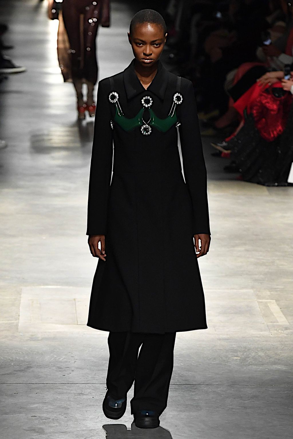 Fashion Week London Fall/Winter 2020 look 19 from the Christopher Kane collection womenswear