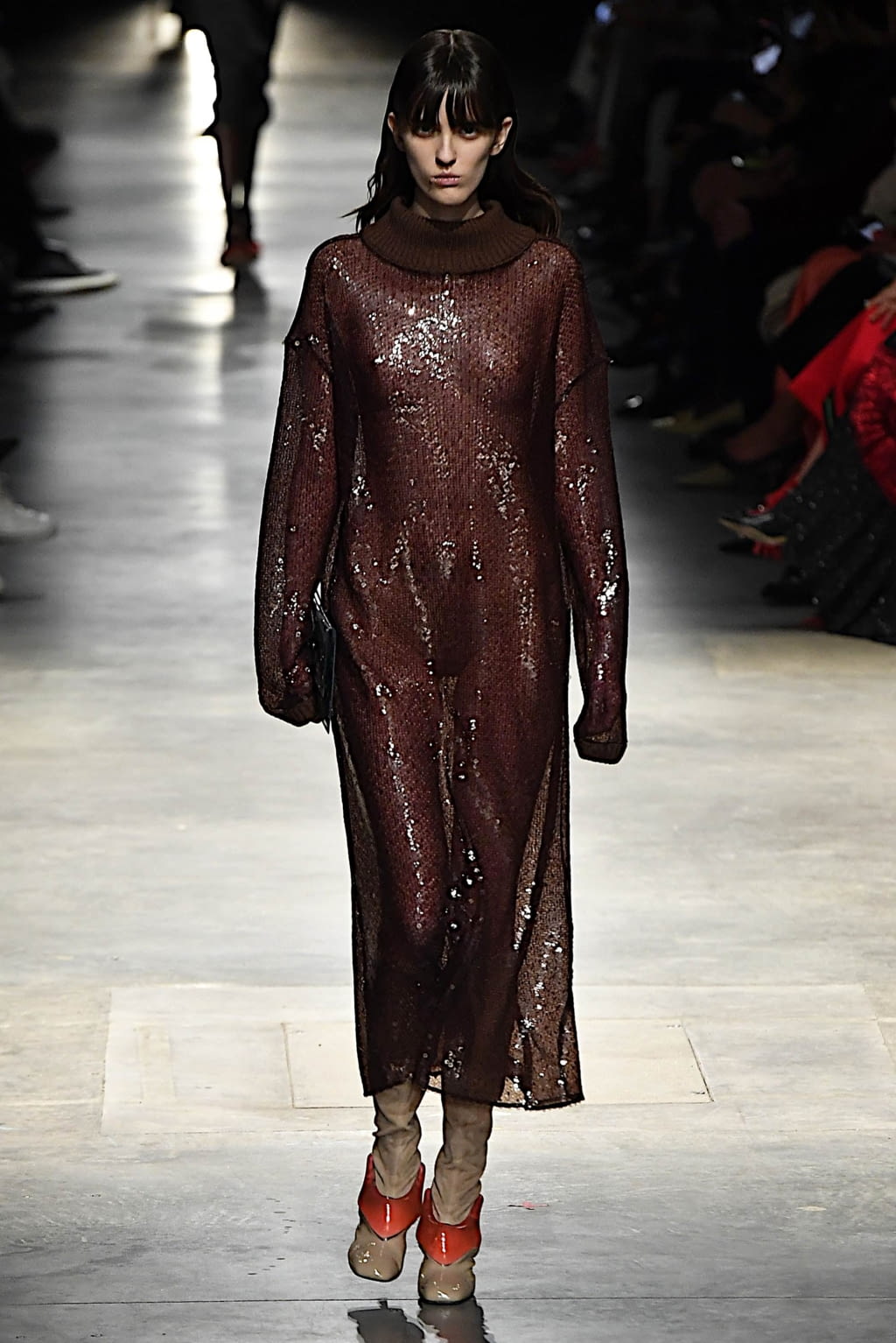 Fashion Week London Fall/Winter 2020 look 20 from the Christopher Kane collection womenswear
