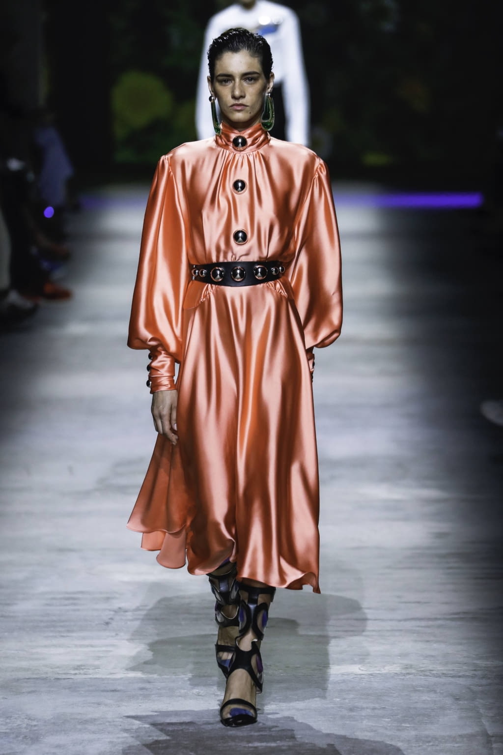 Fashion Week London Spring/Summer 2020 look 31 from the Christopher Kane collection womenswear