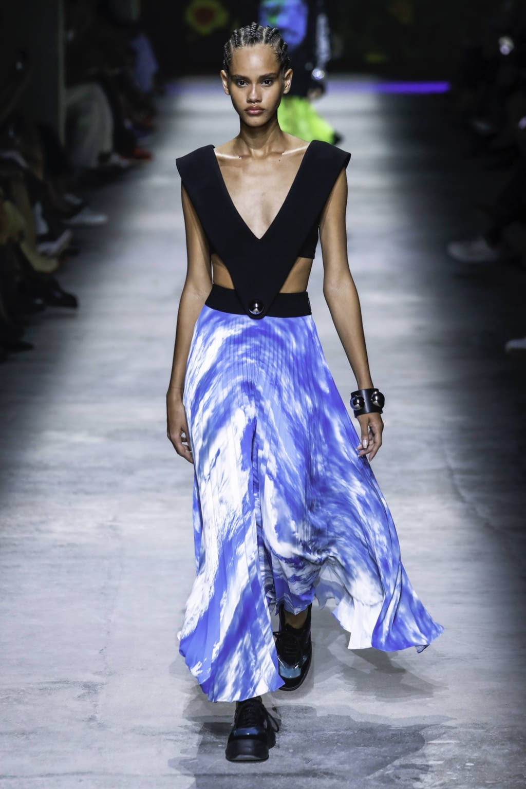 Fashion Week London Spring/Summer 2020 look 42 from the Christopher Kane collection womenswear