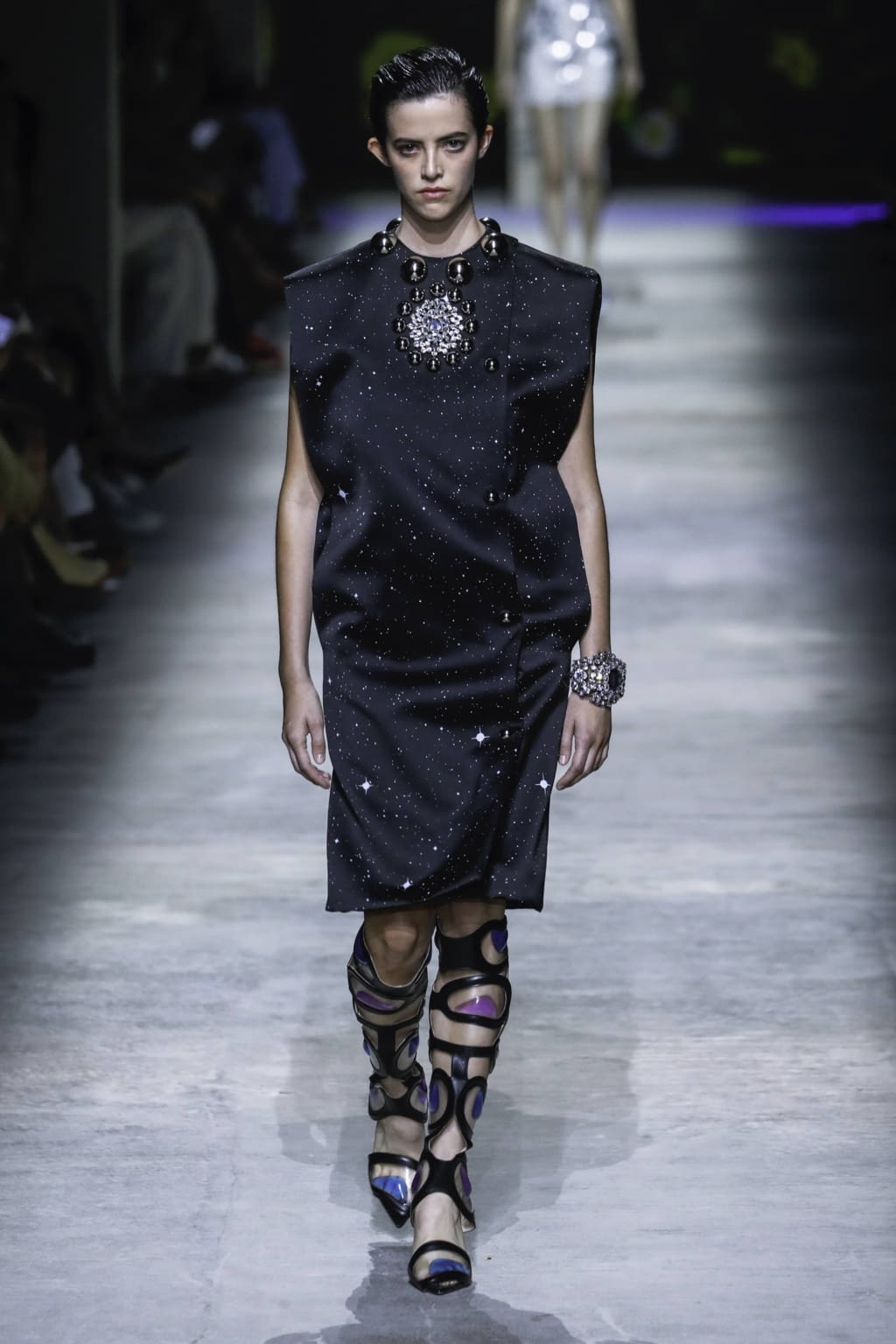 Fashion Week London Spring/Summer 2020 look 58 from the Christopher Kane collection 女装
