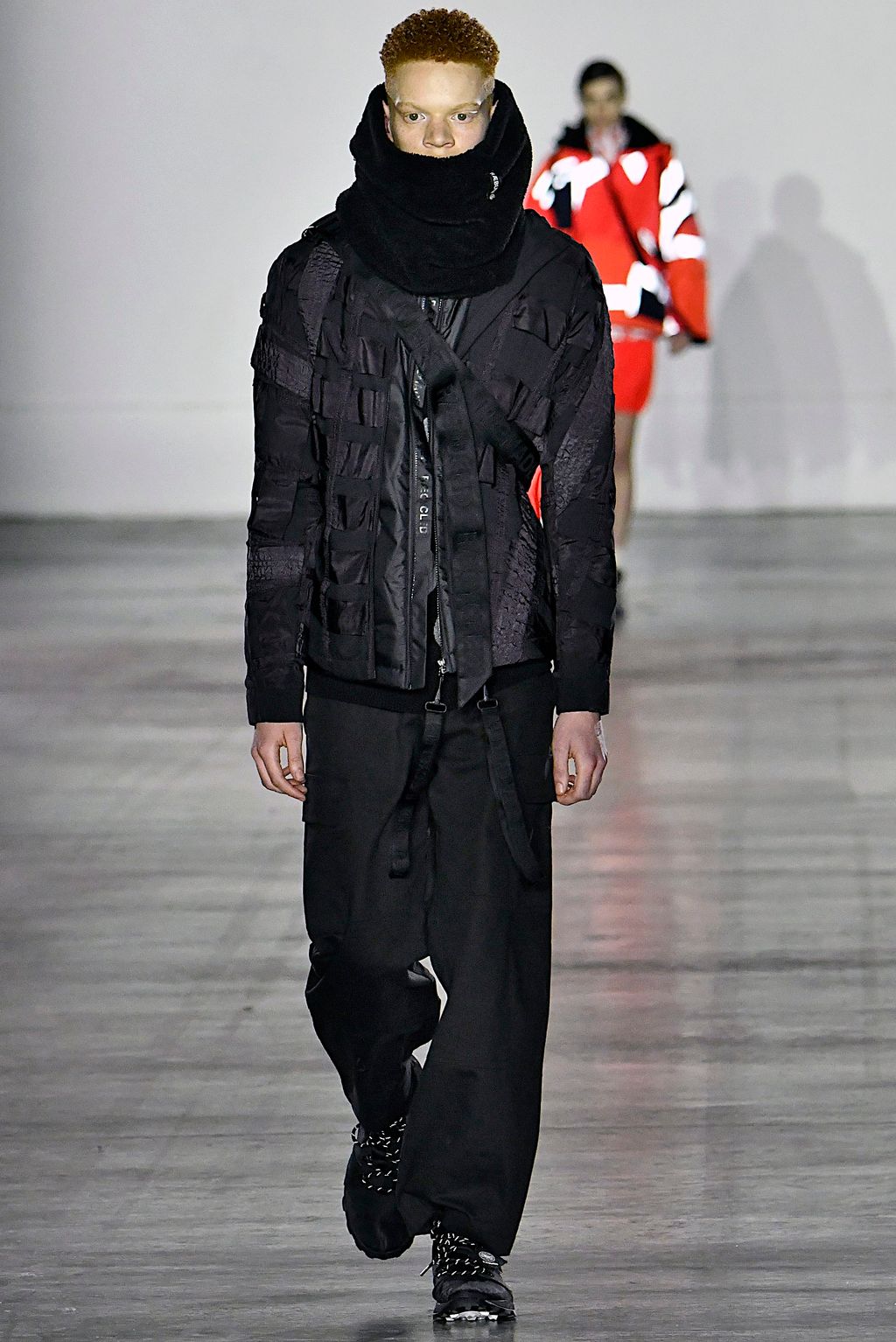 Fashion Week London Fall/Winter 2019 look 16 from the Christopher Raeburn collection 男装