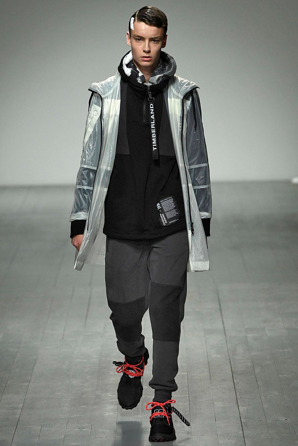 Fashion Week London Spring/Summer 2019 look 12 from the Christopher Raeburn collection menswear
