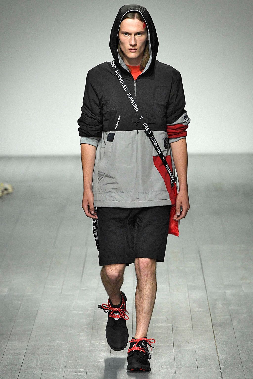 Fashion Week London Spring/Summer 2019 look 15 from the Christopher Raeburn collection menswear
