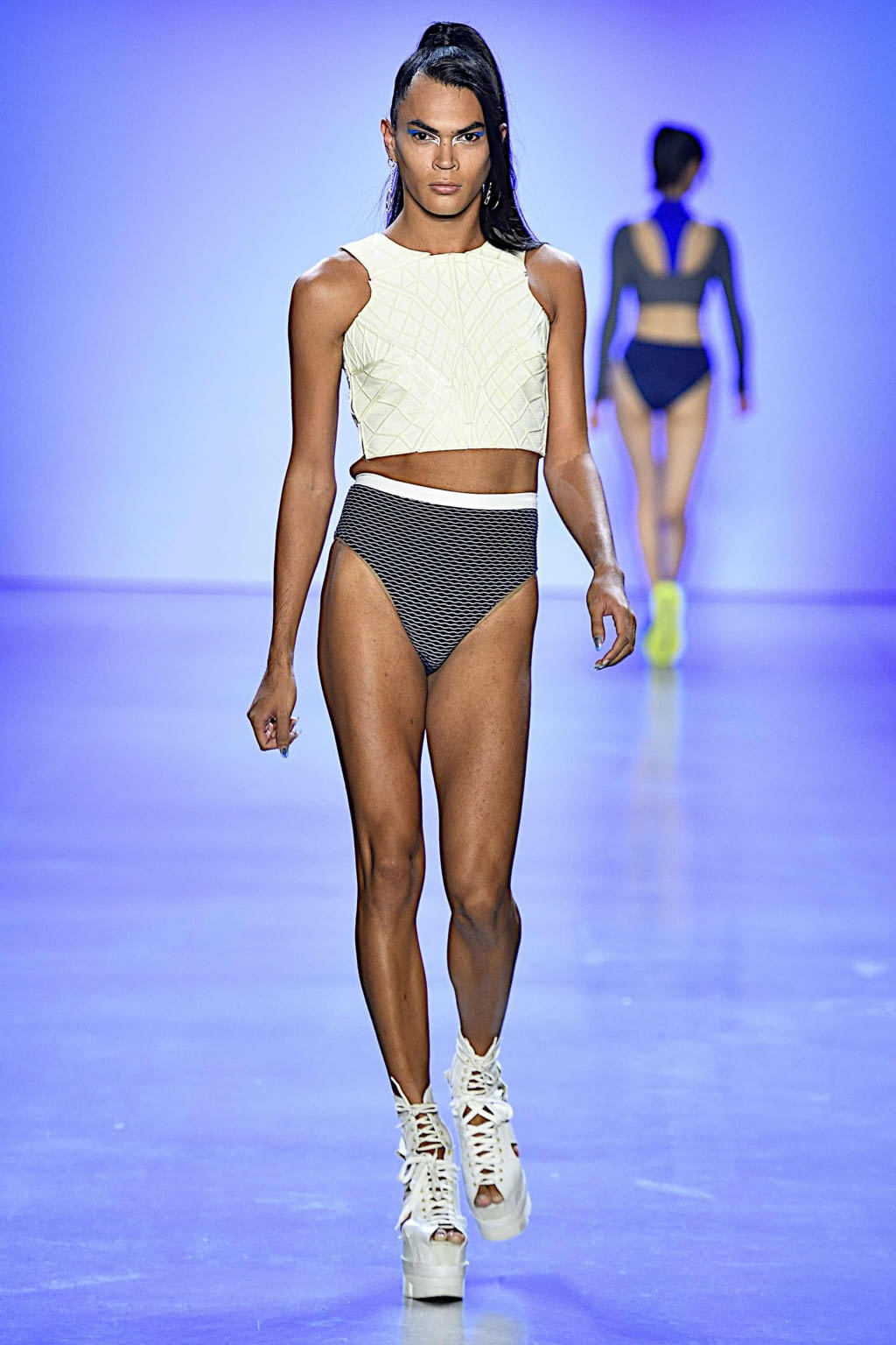 Fashion Week New York Spring/Summer 2020 look 14 from the Chromat collection 女装