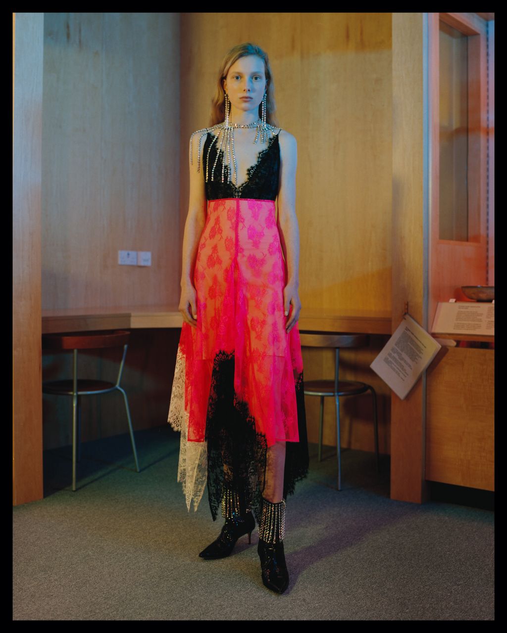 Fashion Week London Pre-Fall 2018 look 22 from the Christopher Kane collection womenswear
