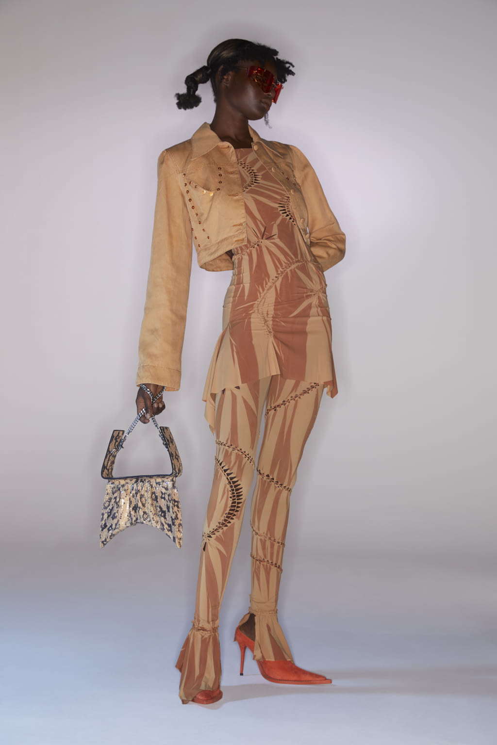 Fashion Week London Spring/Summer 2021 look 7 from the KNWLS collection womenswear