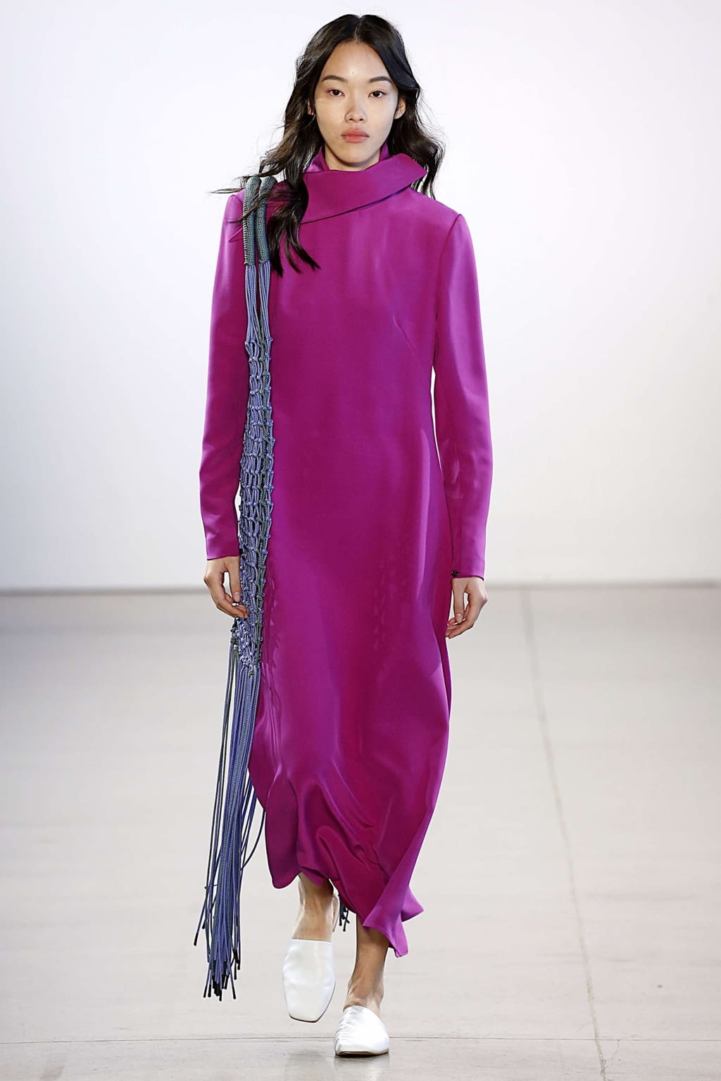 Fashion Week New York Fall/Winter 2019 look 14 from the Claudia Li collection 女装