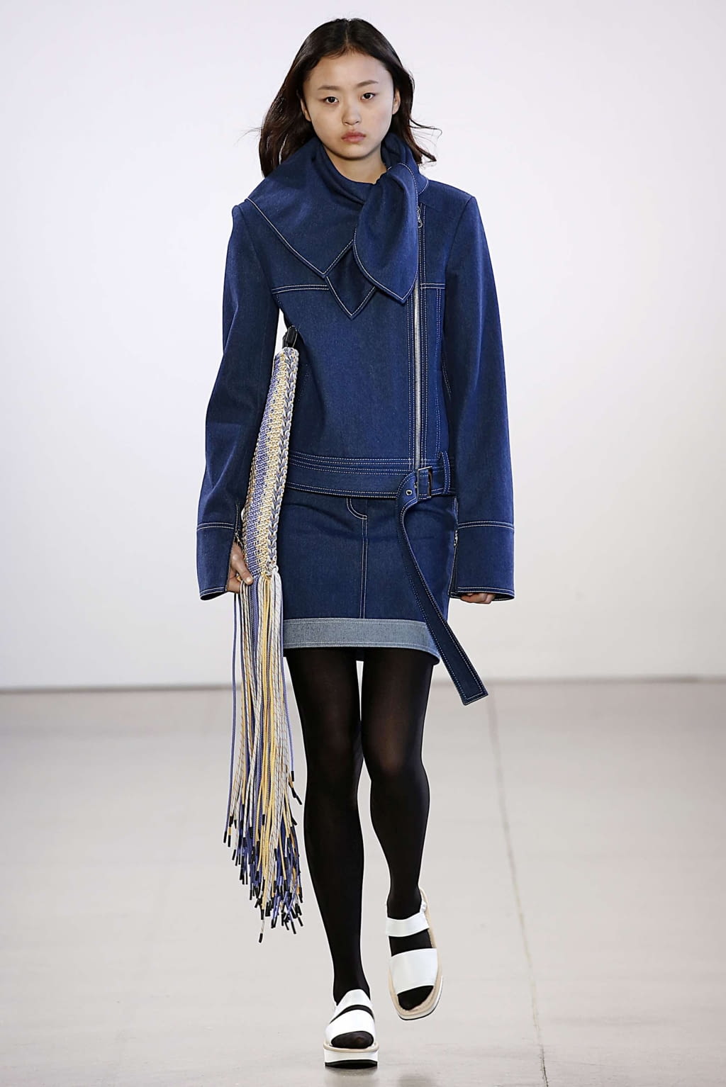 Fashion Week New York Fall/Winter 2019 look 24 from the Claudia Li collection 女装