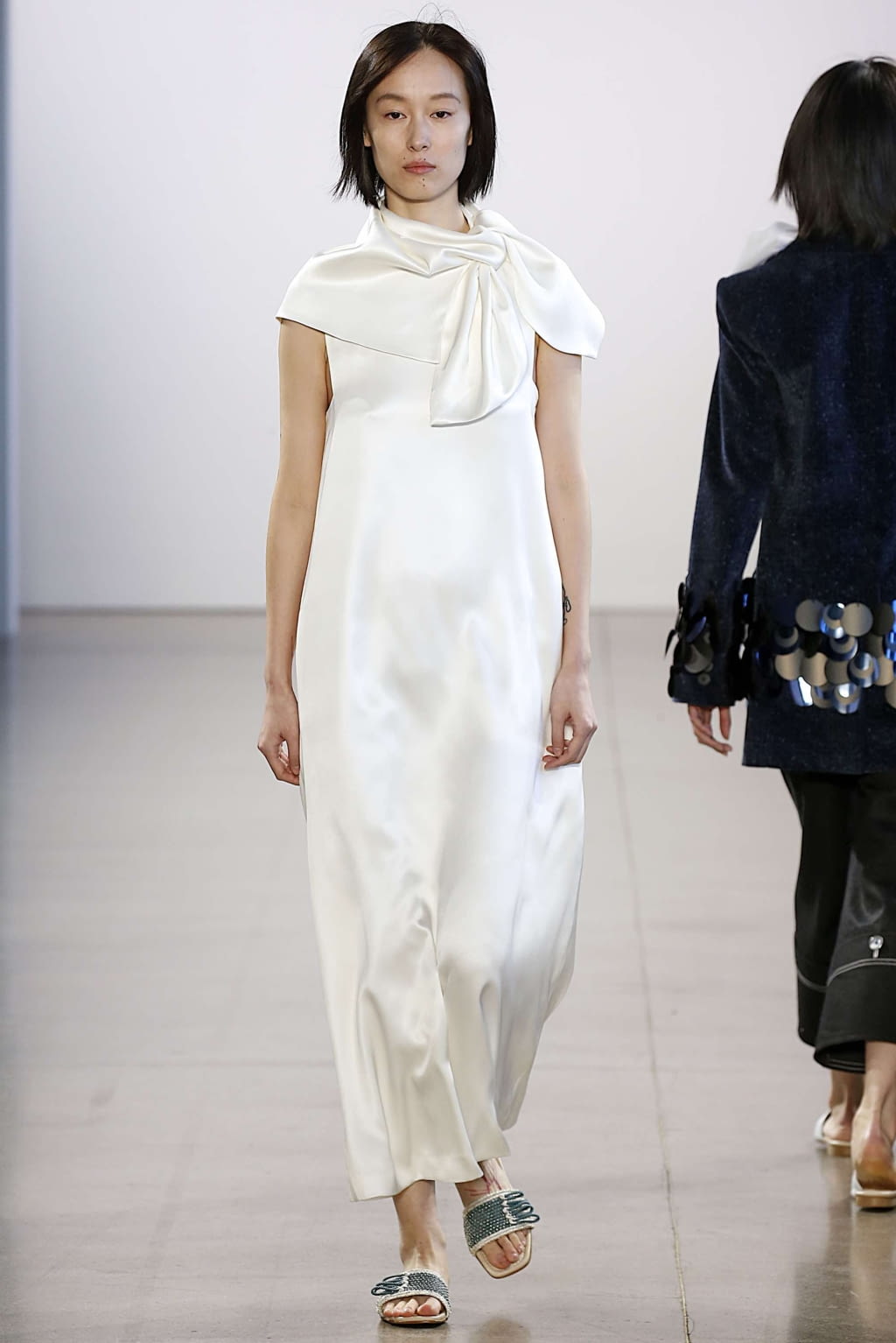 Fashion Week New York Fall/Winter 2019 look 39 from the Claudia Li collection 女装