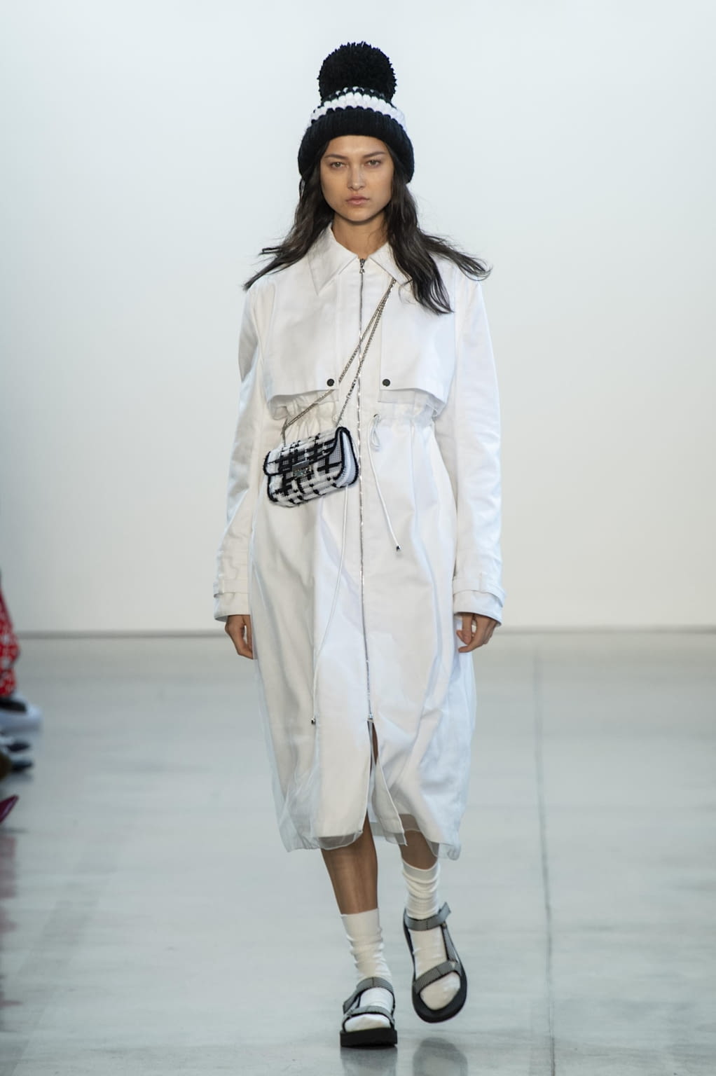 Fashion Week New York Fall/Winter 2020 look 10 from the Claudia Li collection 女装