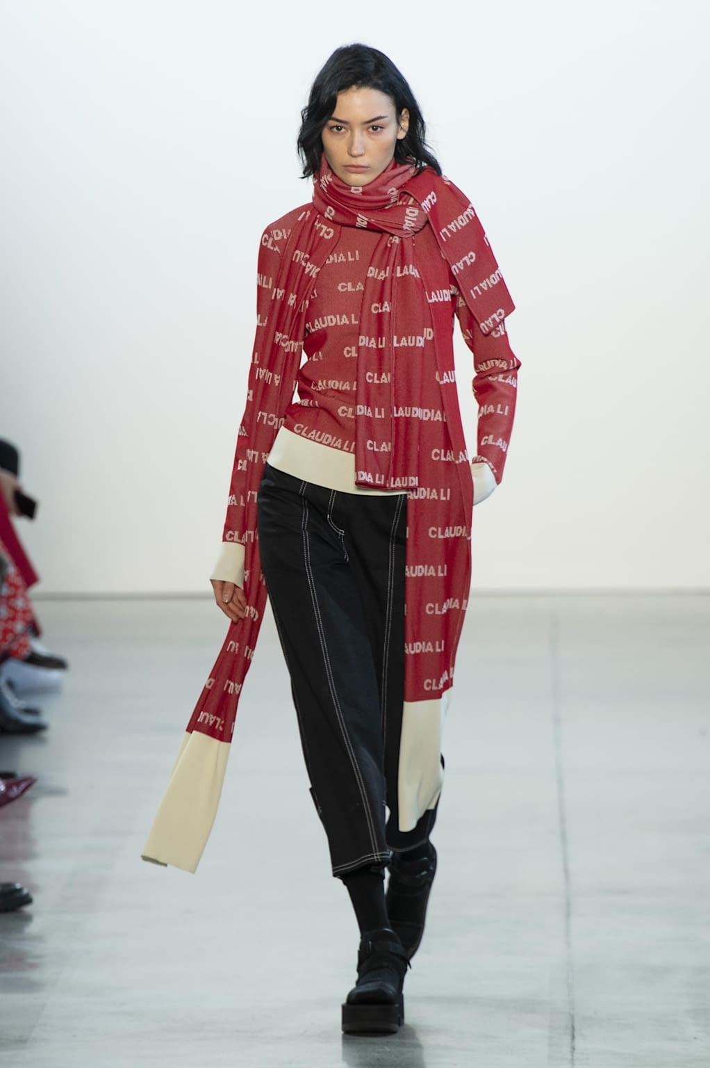 Fashion Week New York Fall/Winter 2020 look 17 from the Claudia Li collection 女装