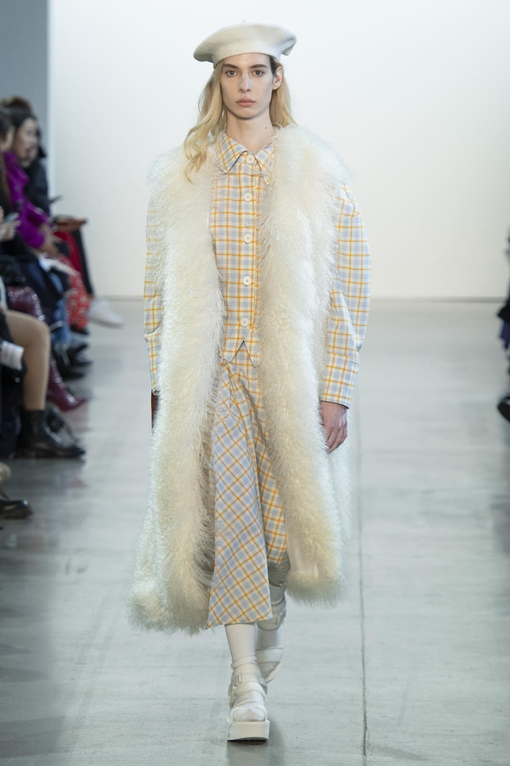 Fashion Week New York Fall/Winter 2020 look 24 de la collection Claudia Li womenswear