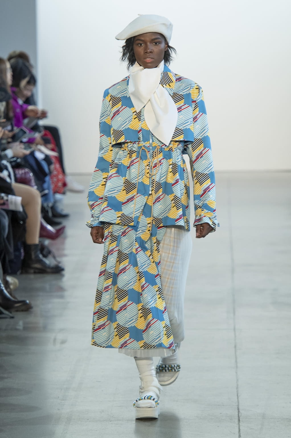 Fashion Week New York Fall/Winter 2020 look 25 from the Claudia Li collection 女装