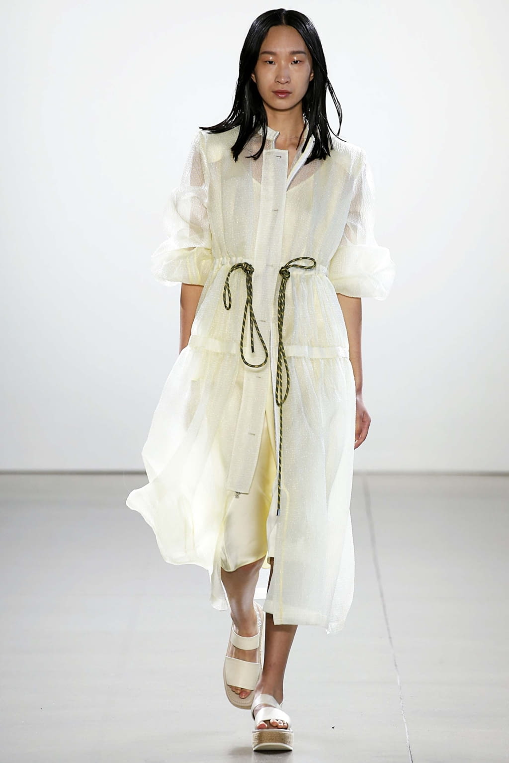 Fashion Week New York Spring/Summer 2019 look 4 from the Claudia Li collection womenswear