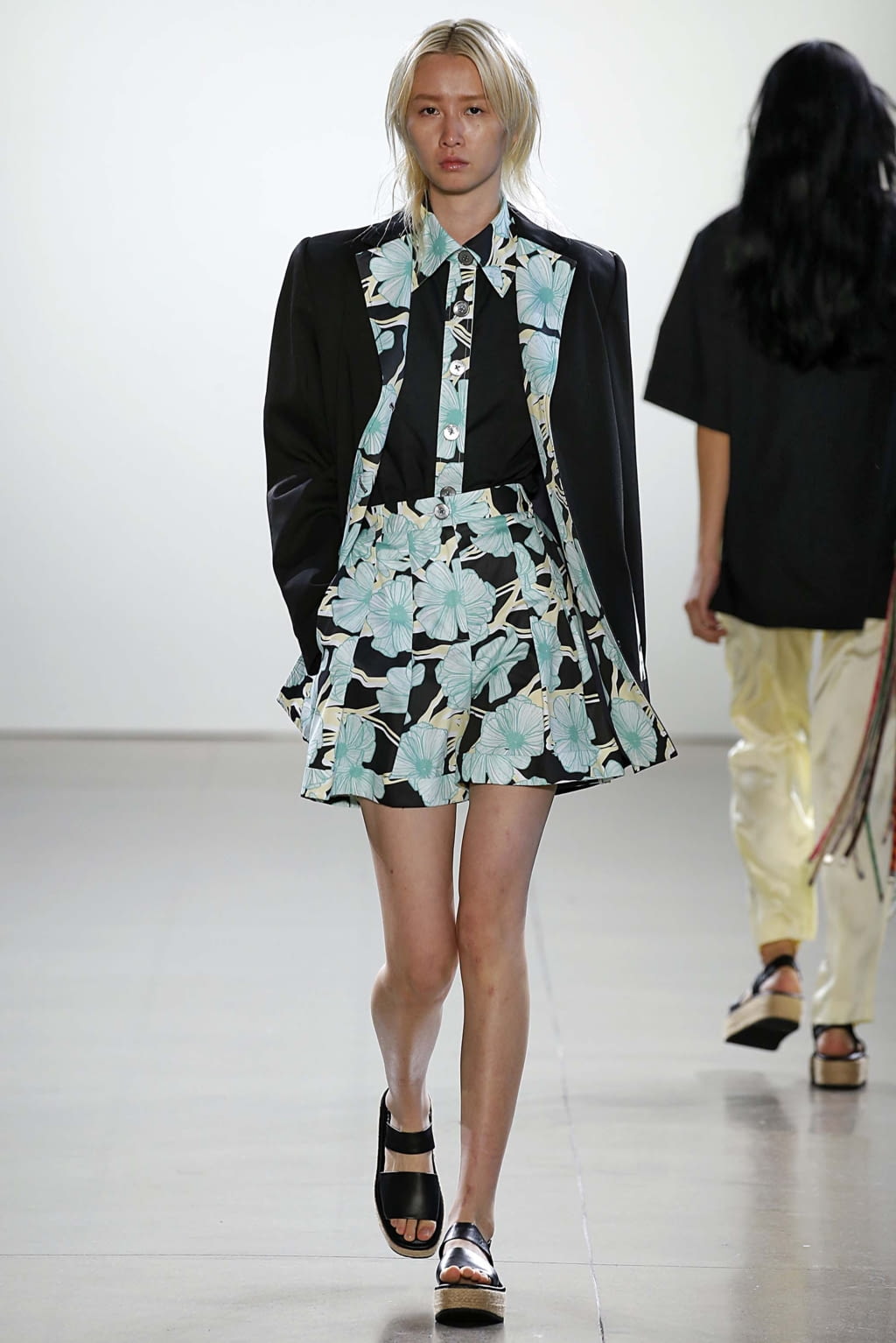 Fashion Week New York Spring/Summer 2019 look 7 de la collection Claudia Li womenswear