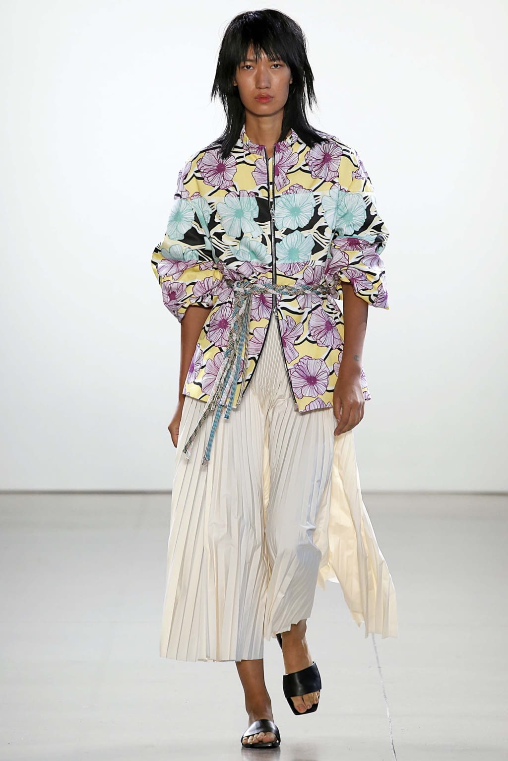 Fashion Week New York Spring/Summer 2019 look 12 from the Claudia Li collection 女装