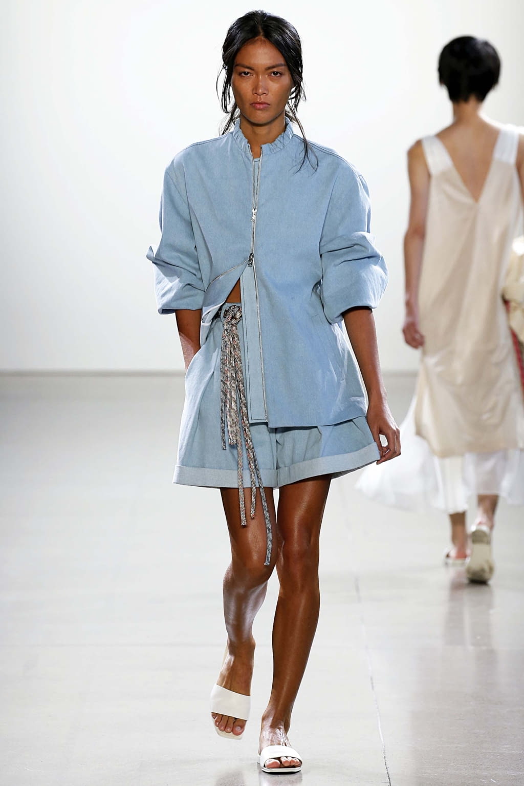 Fashion Week New York Spring/Summer 2019 look 25 from the Claudia Li collection 女装