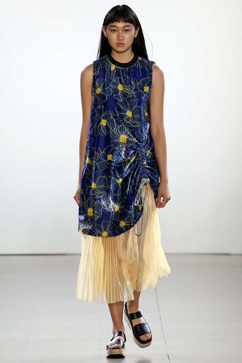 Fashion Week New York Spring/Summer 2019 look 30 from the Claudia Li collection womenswear