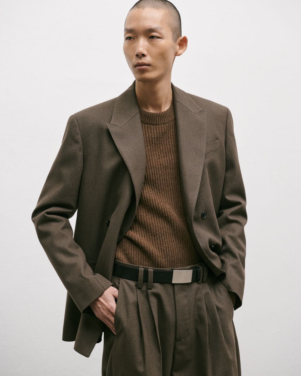 Fashion Week Paris Fall/Winter 2023 look 14 from the Closed collection menswear