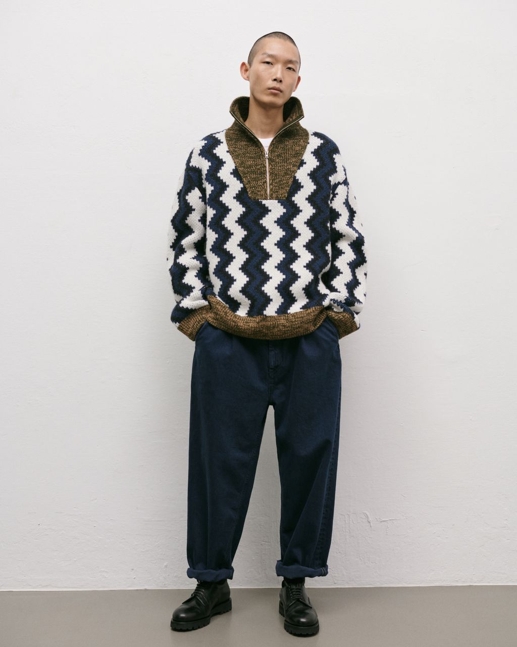 Fashion Week Paris Fall/Winter 2023 look 16 from the Closed collection 男装