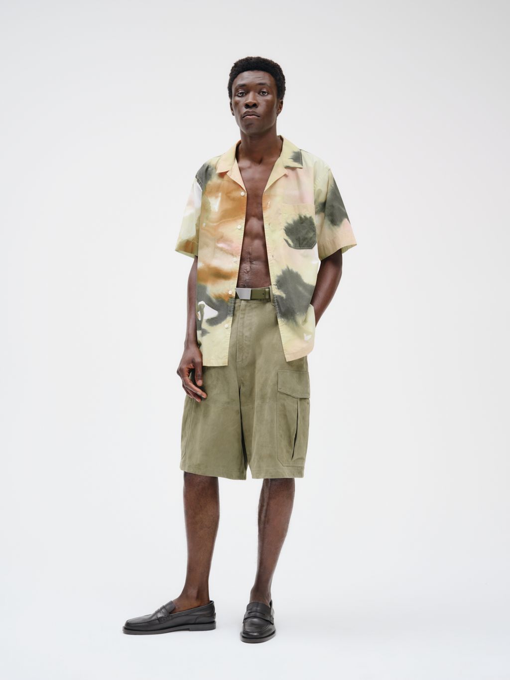 Fashion Week Paris Spring/Summer 2024 look 19 from the Closed collection menswear