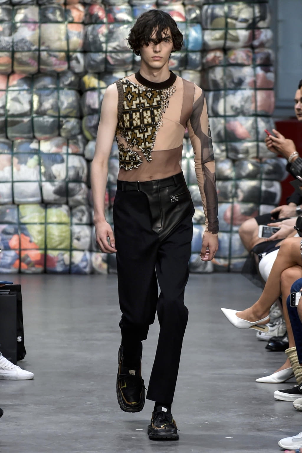 Fashion Week Paris Spring/Summer 2019 look 4 from the CMMN SWDN collection menswear