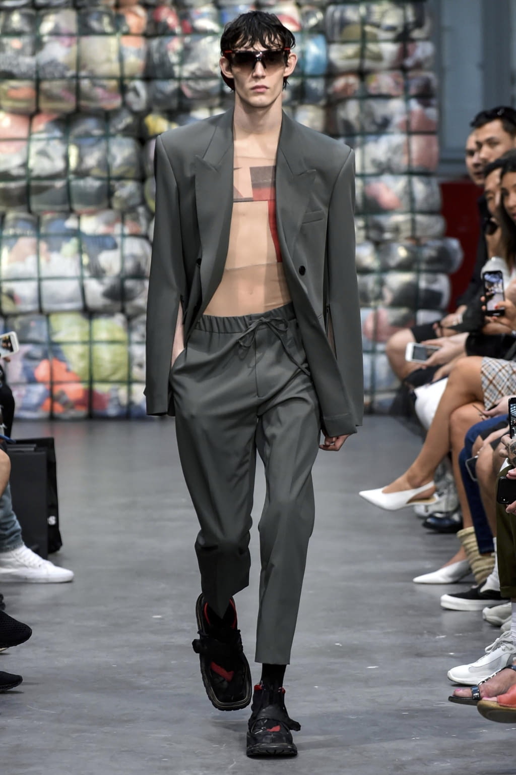 Fashion Week Paris Spring/Summer 2019 look 10 from the CMMN SWDN collection menswear
