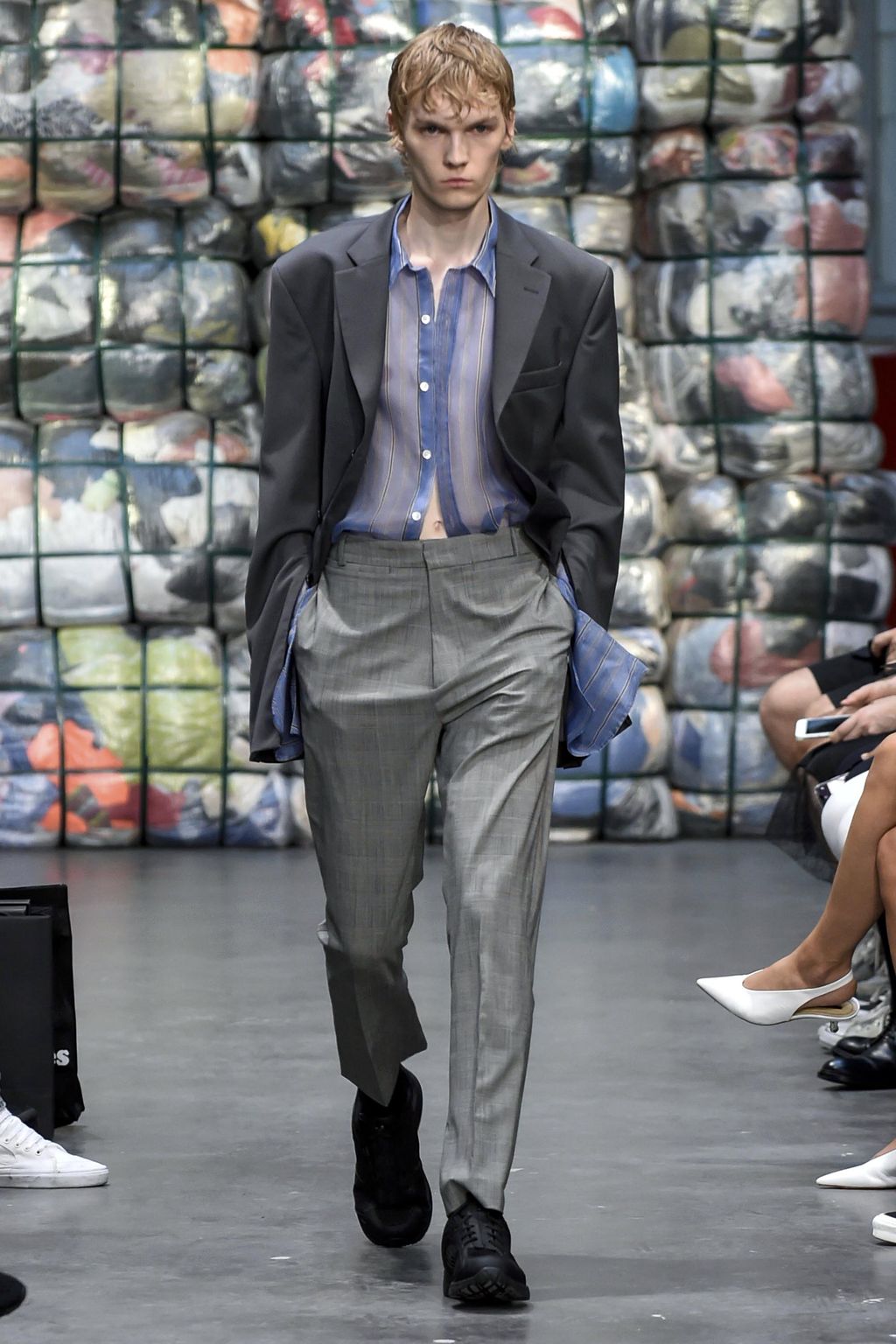 Fashion Week Paris Spring/Summer 2019 look 13 from the CMMN SWDN collection menswear