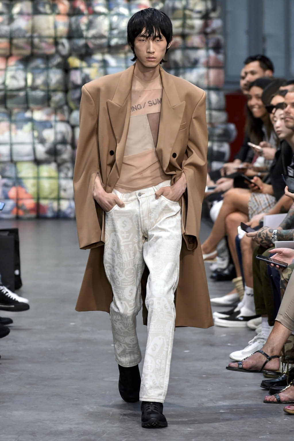 Fashion Week Paris Spring/Summer 2019 look 14 from the CMMN SWDN collection 男装