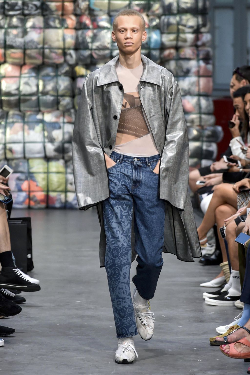 Fashion Week Paris Spring/Summer 2019 look 20 from the CMMN SWDN collection 男装
