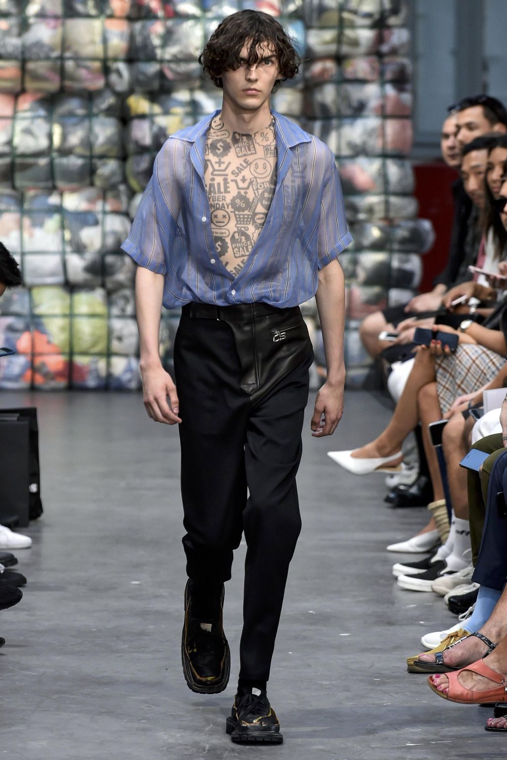 Fashion Week Paris Spring/Summer 2019 look 23 from the CMMN SWDN collection menswear