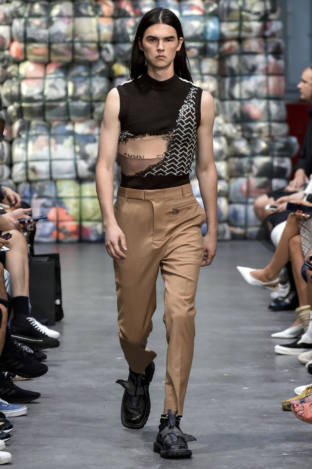 Fashion Week Paris Spring/Summer 2019 look 26 from the CMMN SWDN collection menswear