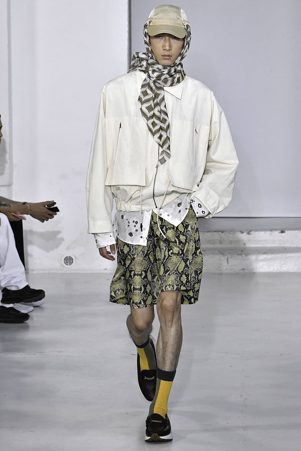 Fashion Week Paris Spring/Summer 2020 look 8 from the CMMN SWDN collection menswear