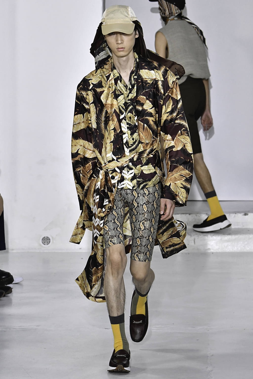 Fashion Week Paris Spring/Summer 2020 look 23 from the CMMN SWDN collection 男装