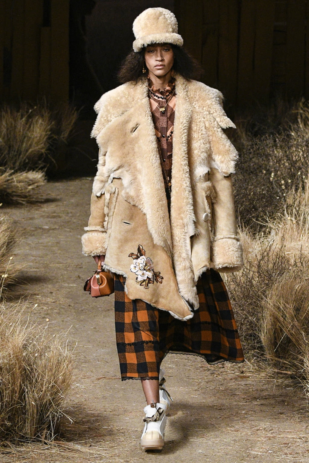 Fashion Week New York Fall/Winter 2017 look 4 from the Coach collection womenswear