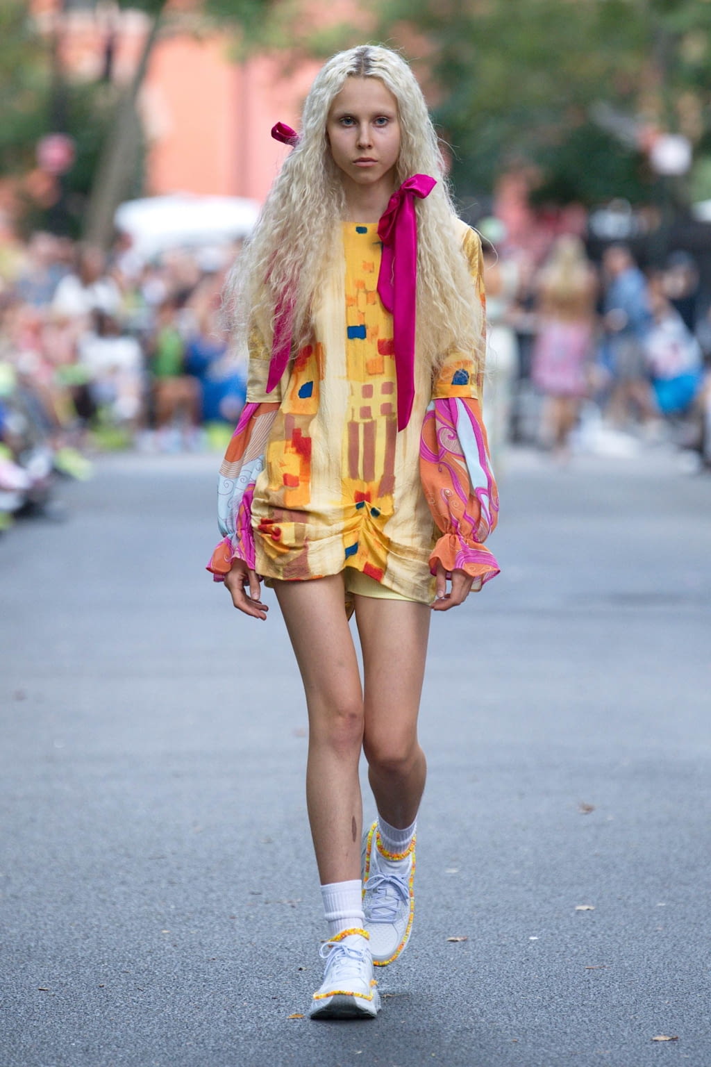 Fashion Week New York Spring/Summer 2020 look 14 de la collection Collina Strada womenswear