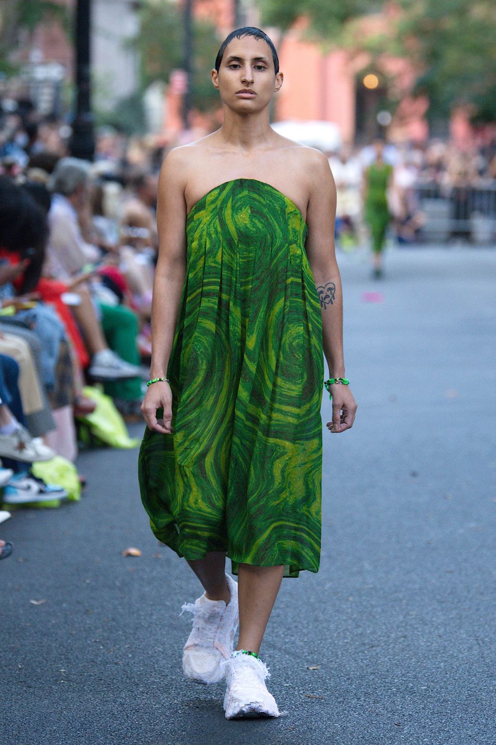 Fashion Week New York Spring/Summer 2020 look 33 de la collection Collina Strada womenswear