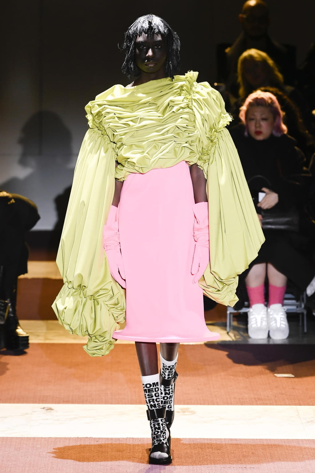 Fashion Week Paris Fall/Winter 2020 look 10 de la collection Comme des Garçons womenswear