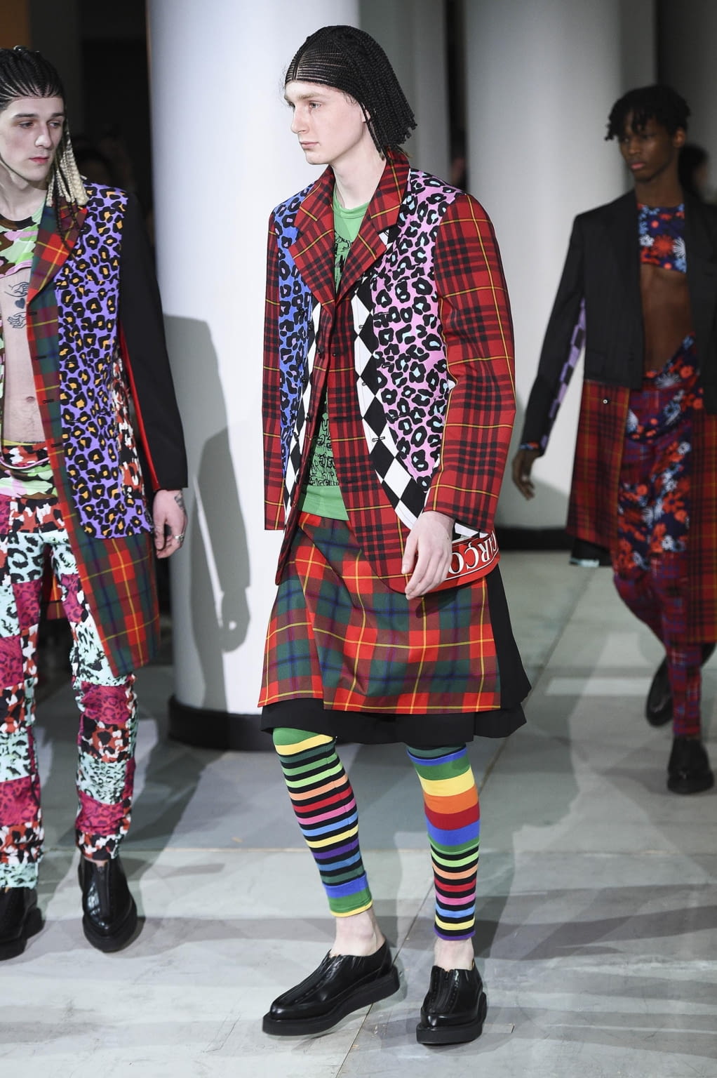 Fashion Week Paris Fall/Winter 2020 look 3 de la collection Comme des Garçons Homme Plus menswear